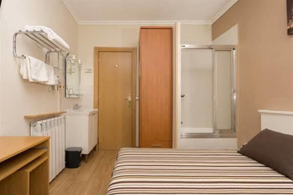 Alojamiento Jaen Madrid Exterior photo